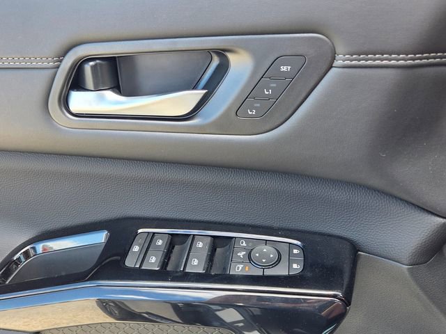 New 2026 Nissan Pathfinder Platinum w/ Cargo Package image 30