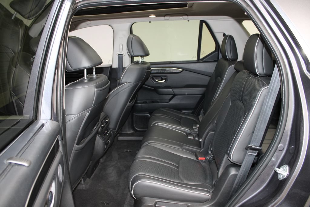 Used 2023 Honda Pilot Elite image 22