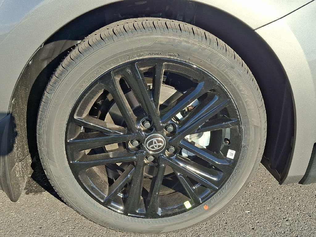 New 2026 Toyota Camry SE w/ Convenience Package FWD image 8