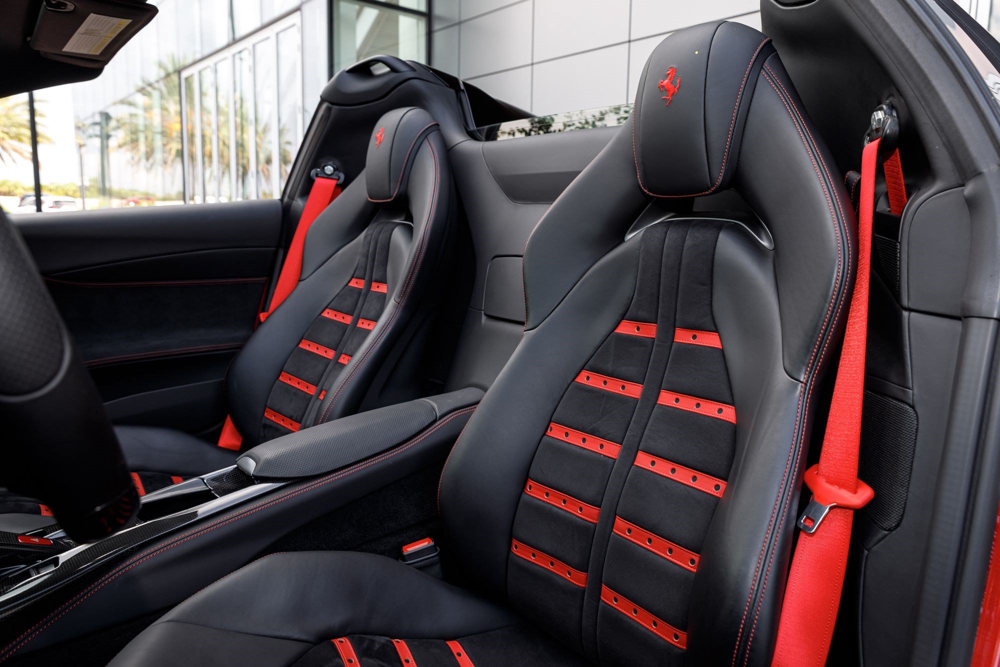 Used 2021 Ferrari 812 GTS RWD image 26