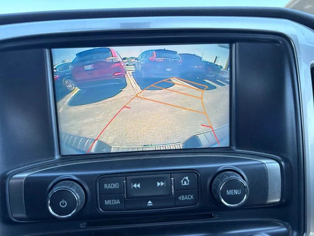 Used 2017 Chevrolet Silverado 1500 LT w/ Redline Edition AWD/4WD image 21
