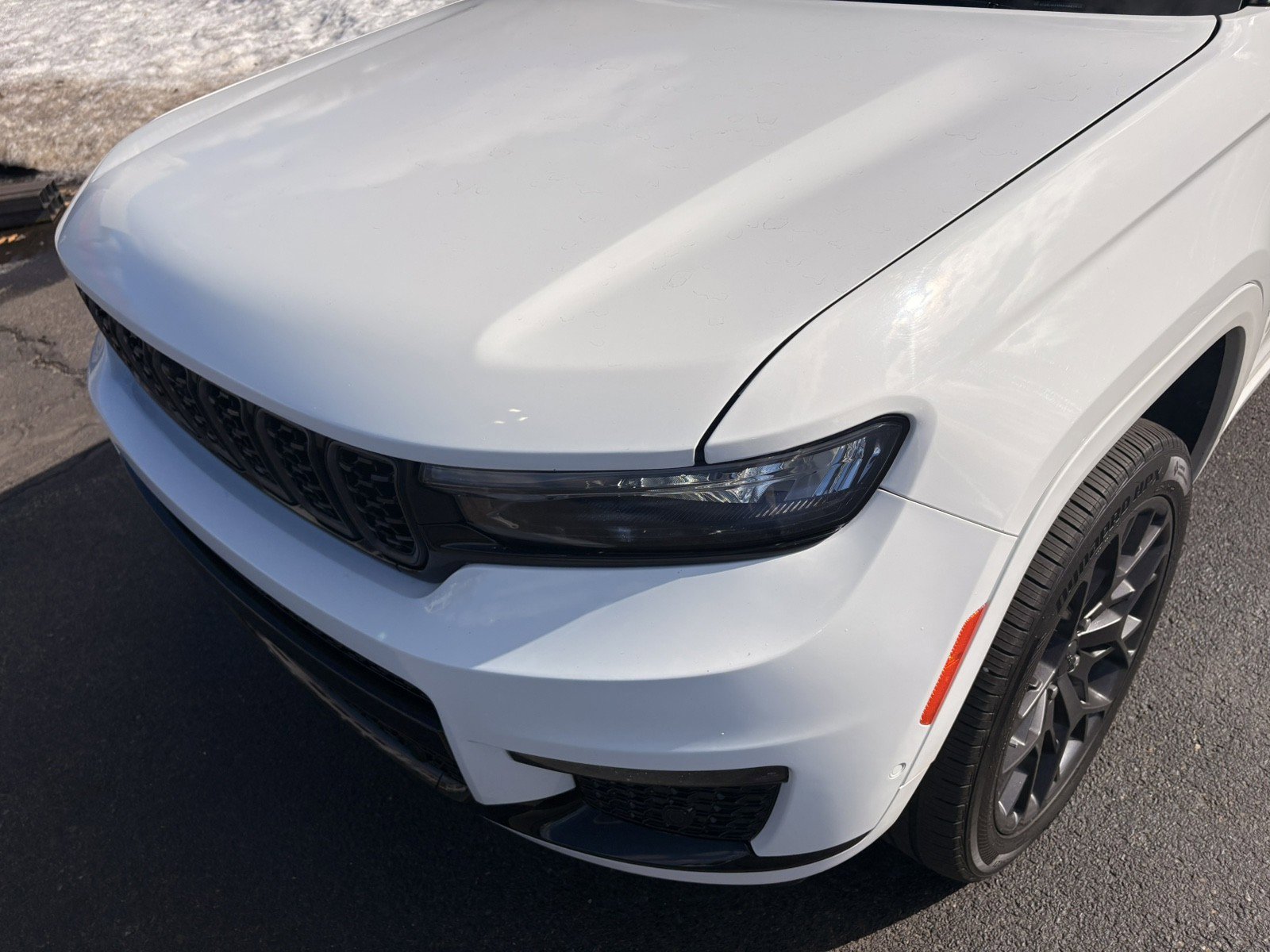 Used 2023 Jeep Grand Cherokee L Summit w/ High Altitude Package image 8