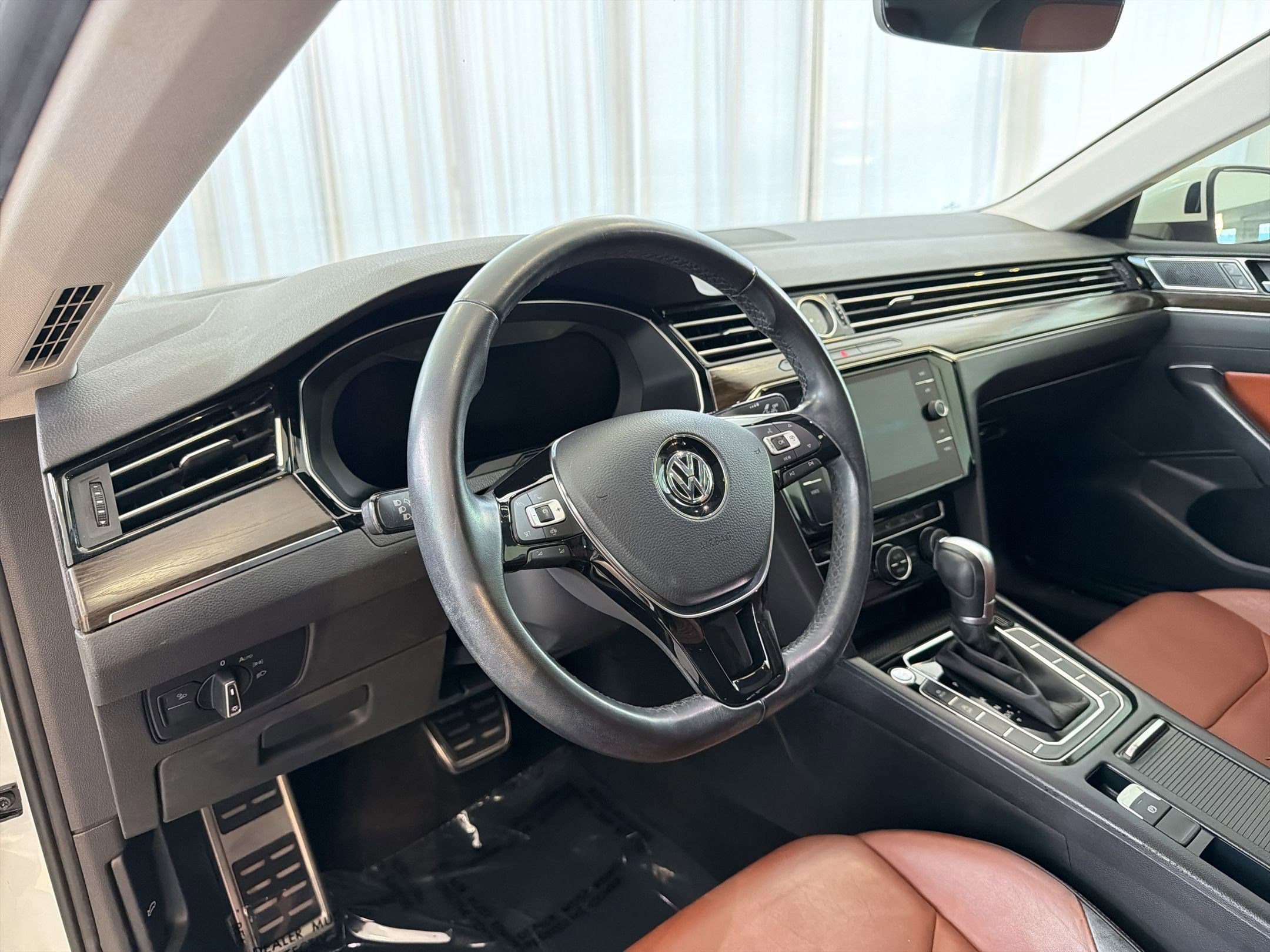 Used 2019 Volkswagen Arteon SEL image 4