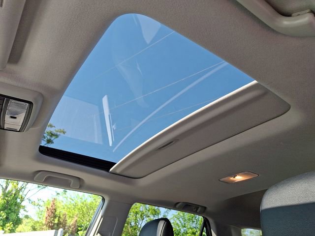 Used 2020 Toyota 4Runner SR5 Premium w/ Moonroof Package AWD/4WD image 14