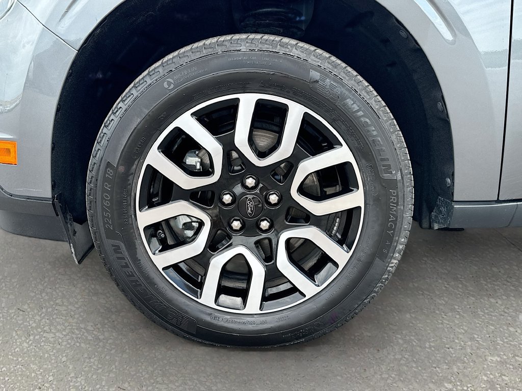 Used 2024 Ford Maverick Lariat w/ 4K Tow Package AWD/4WD image 30