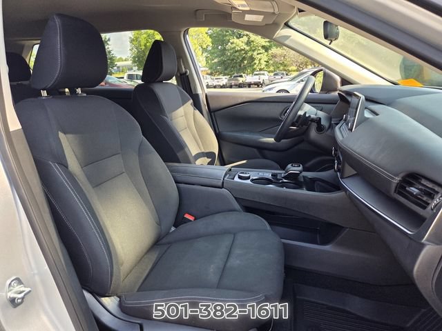 Used 2024 Nissan Rogue S AWD/4WD image 16
