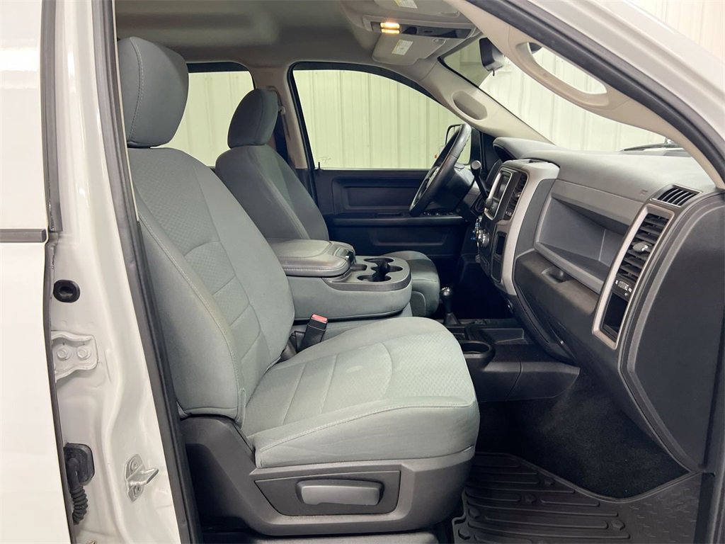 Used 2016 RAM 3500 Tradesman w/ Chrome Appearance Group image 20