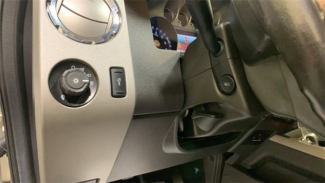Used 2016 Ford F250 Lariat w/ Chrome Package image 31