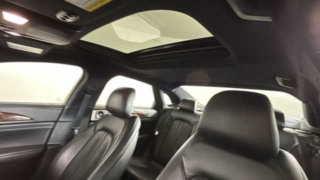 Used 2018 Lincoln MKZ Reserve w/ Climate Package FWD image 12