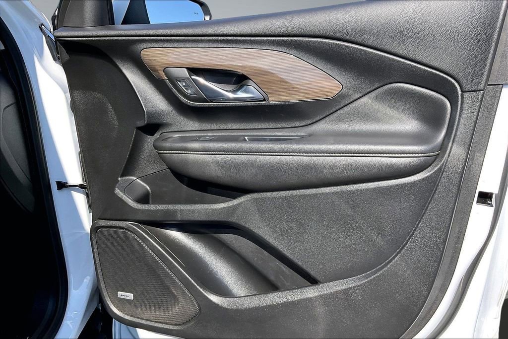 Used 2023 GMC Terrain Denali w/ Denali Premium Package image 23