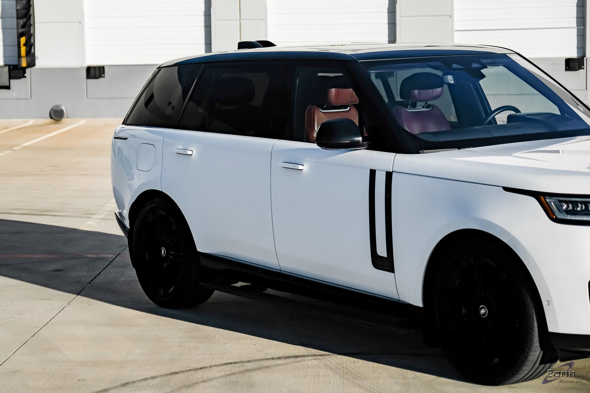 Used 2023 Land Rover Range Rover Long Wheelbase Autobiography image 22