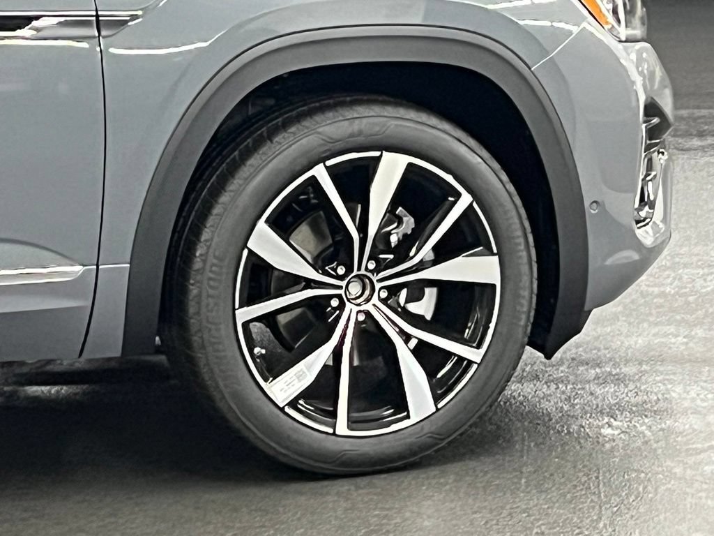 New 2026 Volkswagen Atlas SEL Premium R-Line AWD/4WD image 43