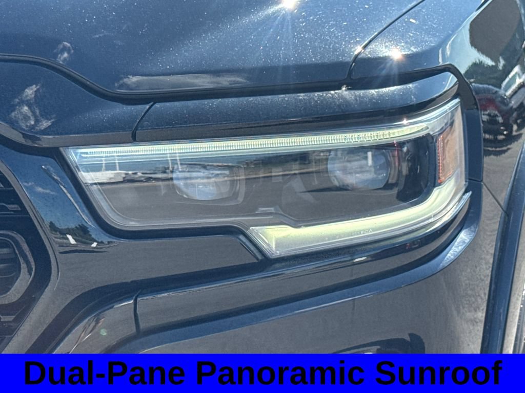 Used 2020 RAM 1500 Limited w/ Black Appearance Package AWD/4WD image 17