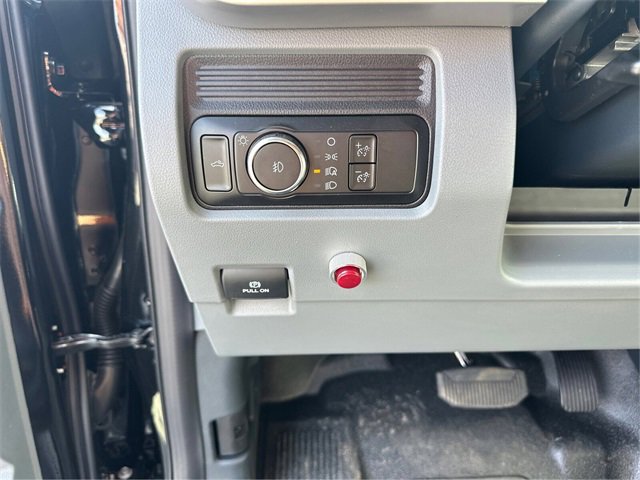 New 2025 Ford F550 4x4 Regular Cab Super Duty image 23