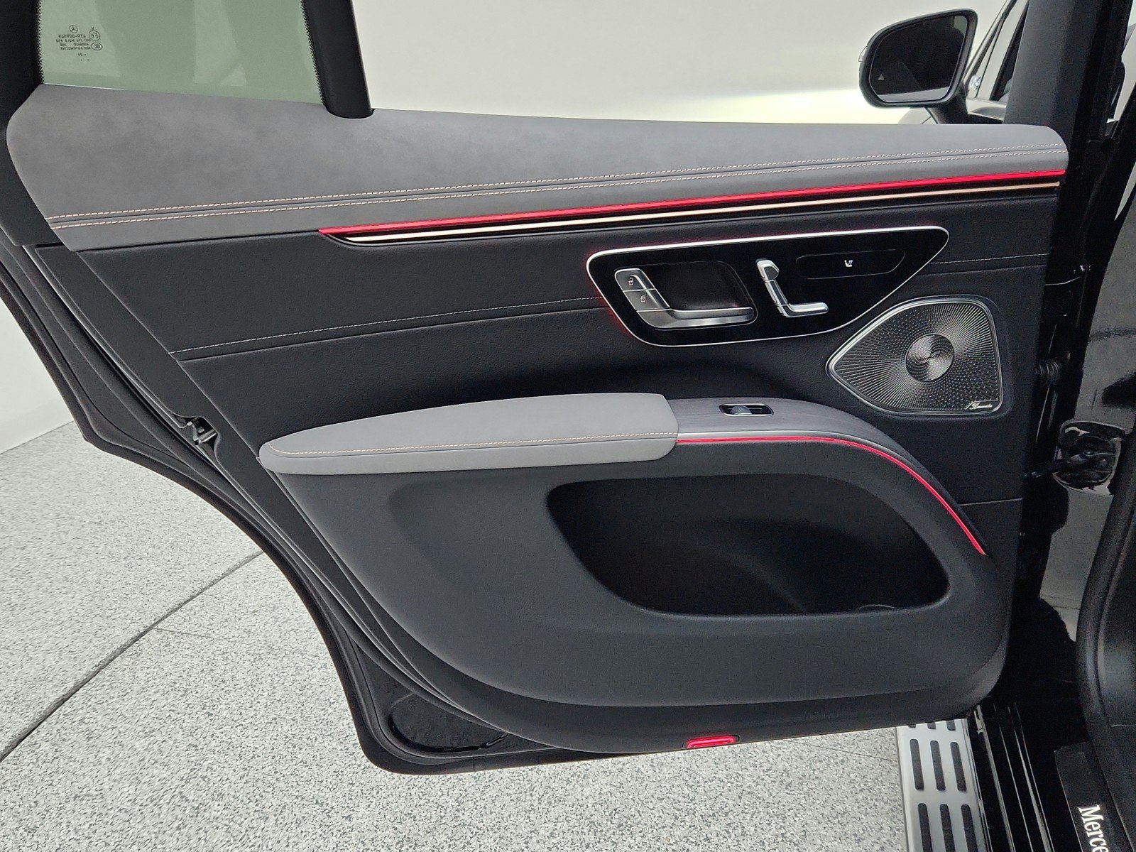 New 2027 Mercedes-Benz EQS 400 4MATIC SUV image 23