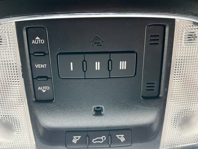 Used 2020 Jeep Grand Cherokee Limited image 32