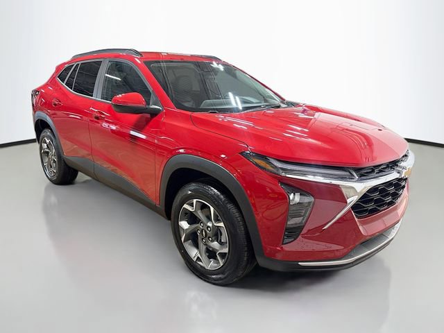 New 2026 Chevrolet Trax LT w/ Driver Confidence Package FWD image 4