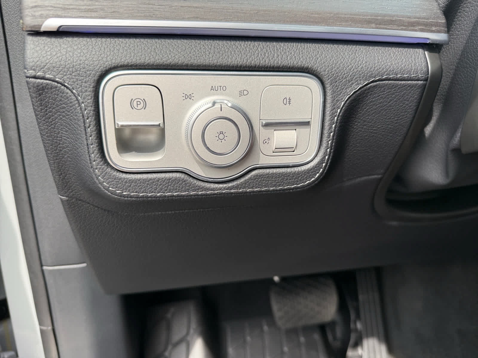 Certified 2024 Mercedes-Benz GLE 580 4MATIC image 26