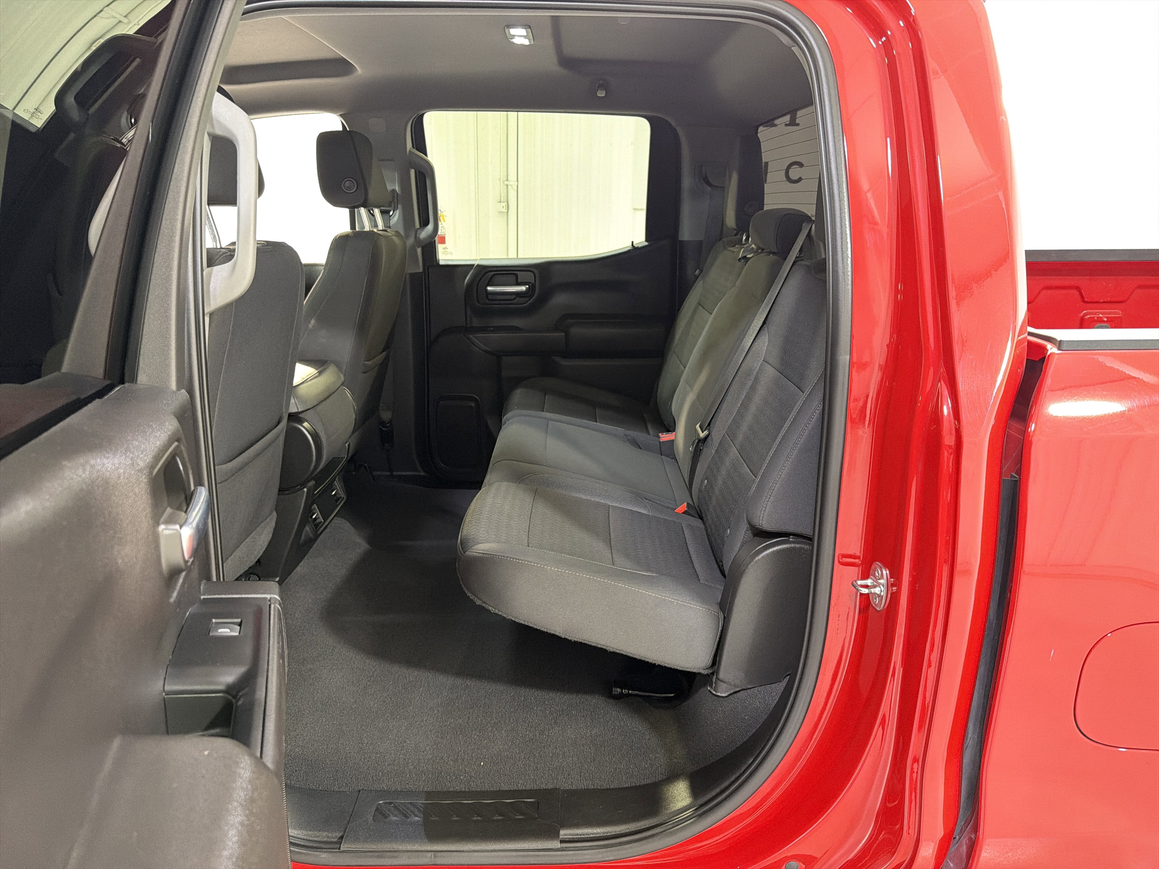 Used 2022 Chevrolet Silverado 1500 Custom image 11