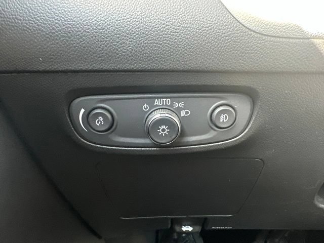Used 2023 Buick Encore GX Select w/ Safety Package II AWD/4WD image 17