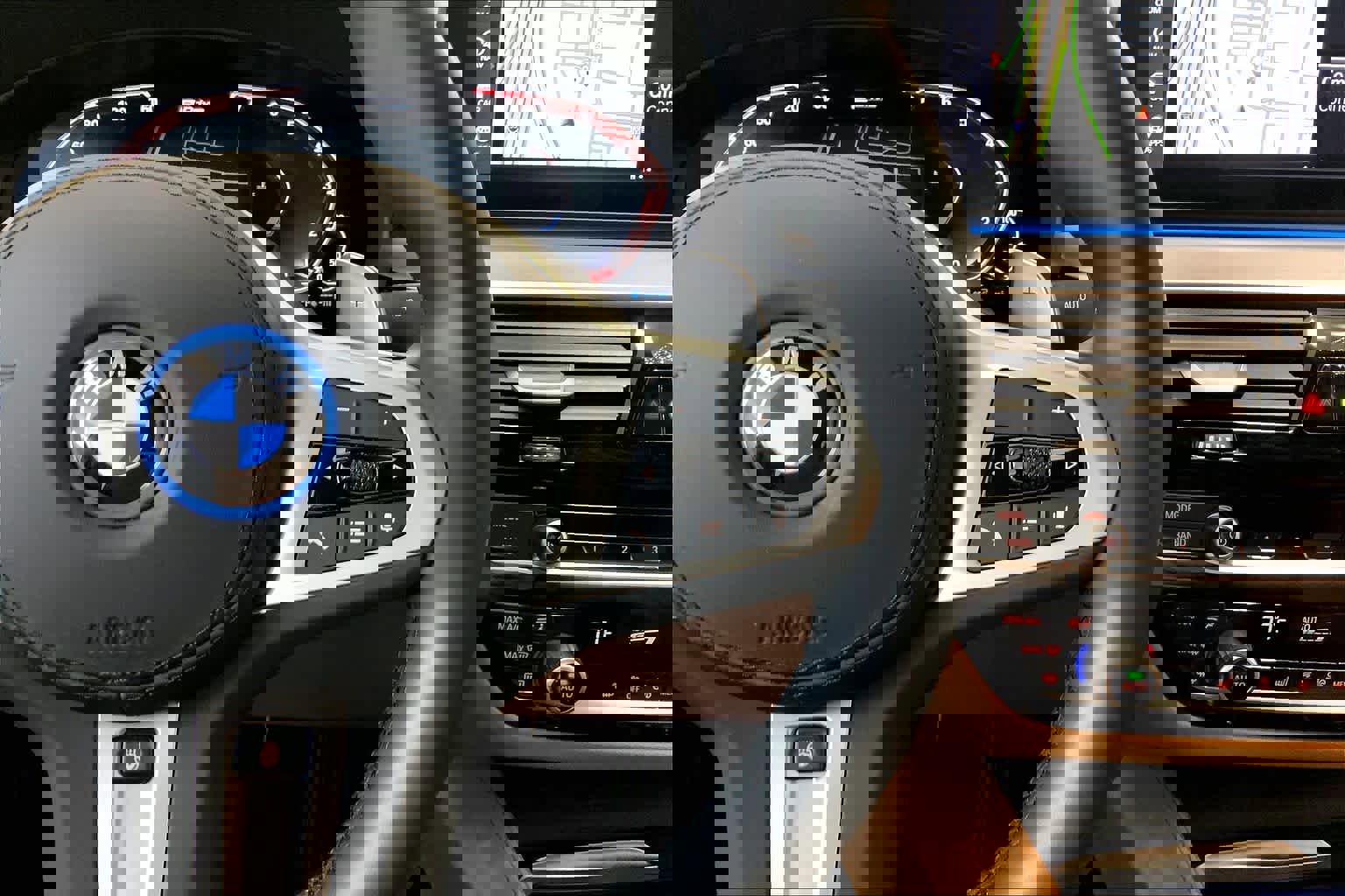 Certified 2023 BMW 530e xDrive w/ Premium Package image 24