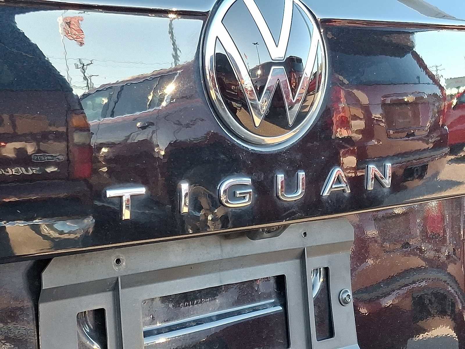 Used 2024 Volkswagen Tiguan S image 5