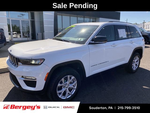 Used 2022 Jeep Grand Cherokee Limited AWD/4WD image 1