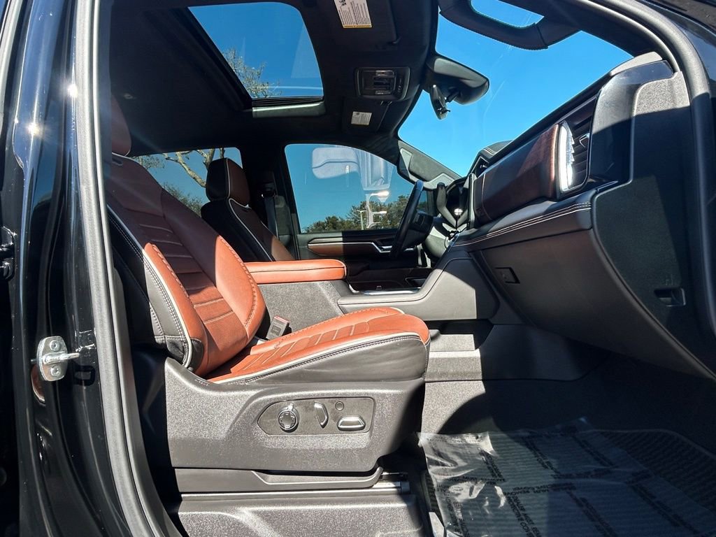 Used 2024 GMC Sierra 2500 Denali Ultimate w/ Max Trailering Package image 27
