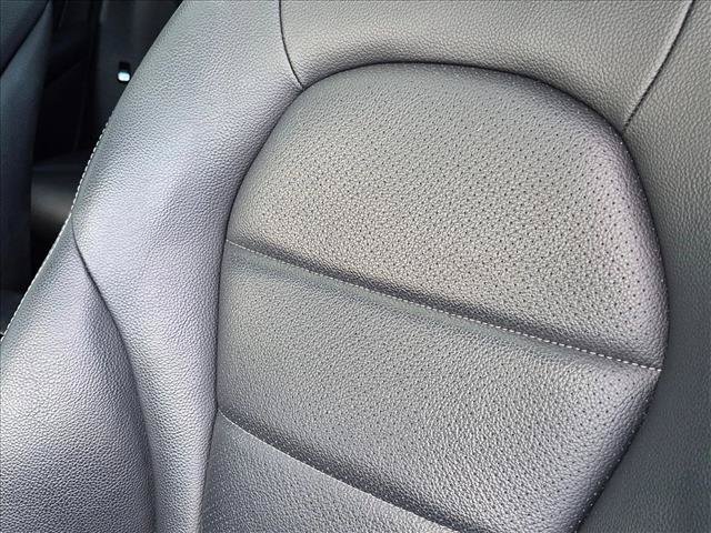Used 2017 Mercedes-Benz GLC 300 4MATIC image 9