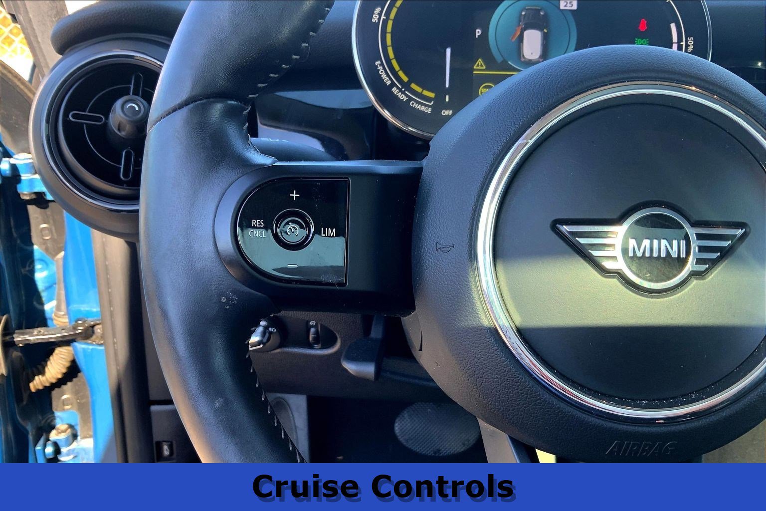 Used 2023 MINI Cooper SE image 19