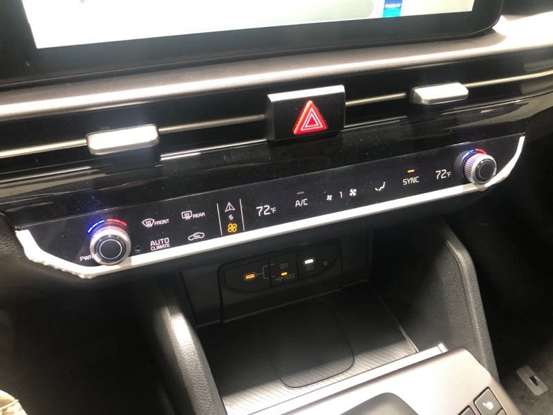 New 2026 Kia Sportage SX image 34