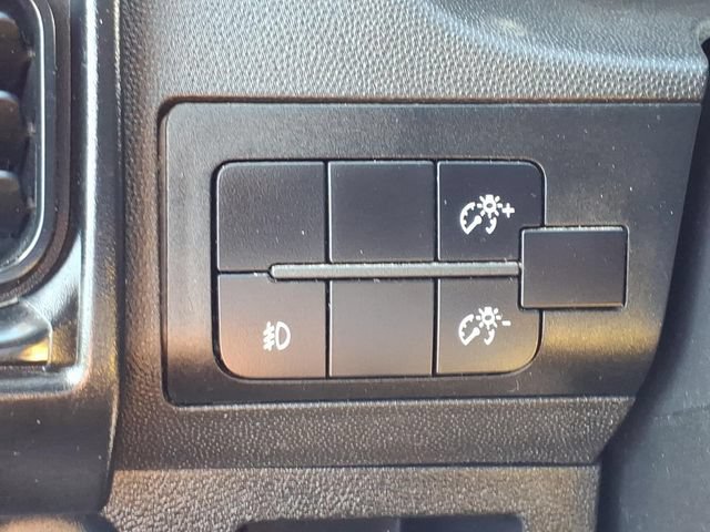 Used 2025 RAM ProMaster 2500 w/ Convenience Group FWD image 21