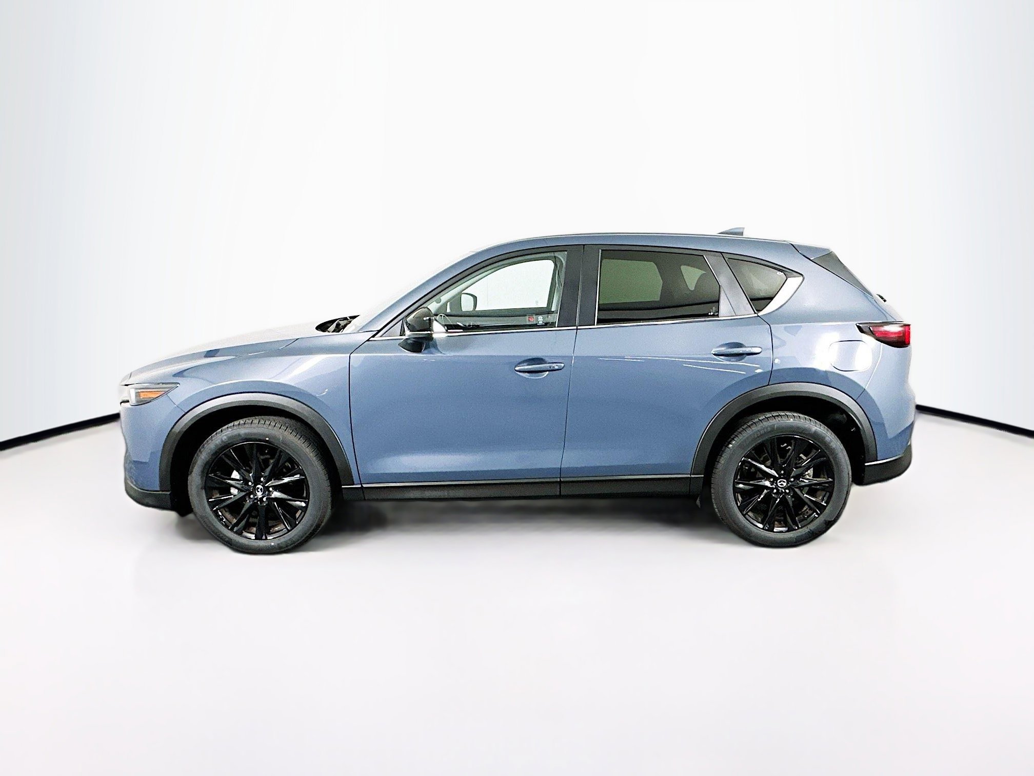 Used 2024 MAZDA CX-5 Carbon Edition image 4