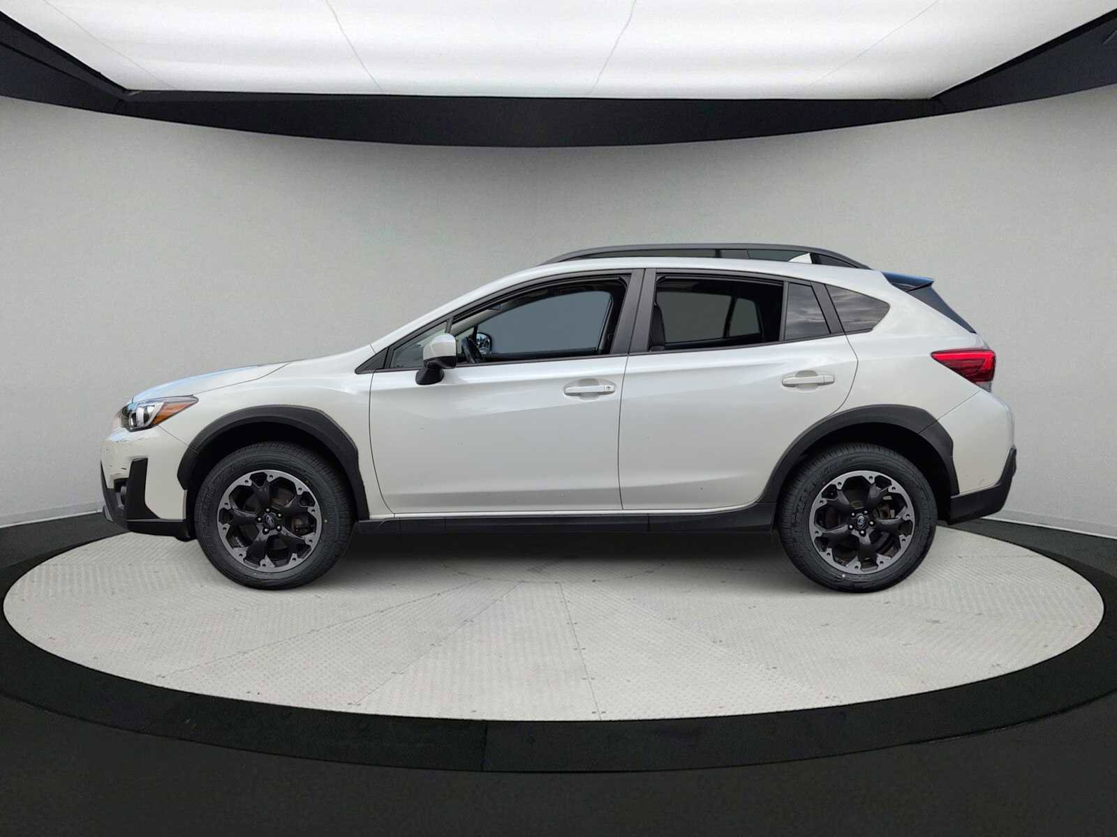 Used 2021 Subaru Crosstrek 2.0i Premium w/ Moonroof Package AWD/4WD image 5