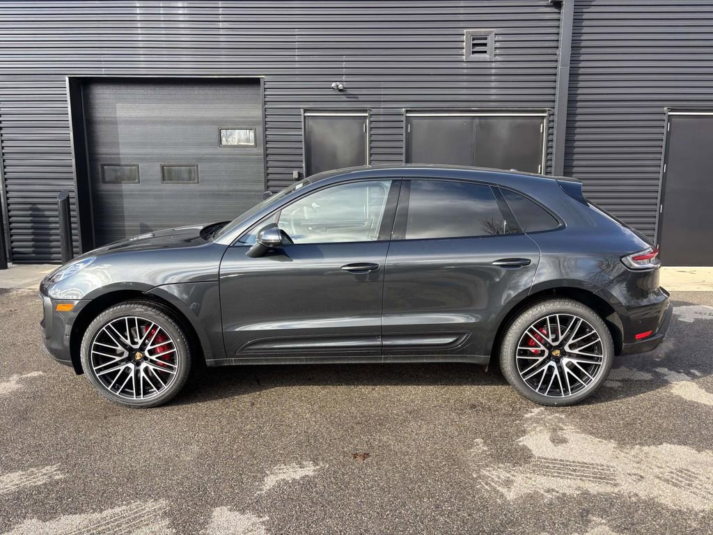 New 2026 Porsche Macan S image 2