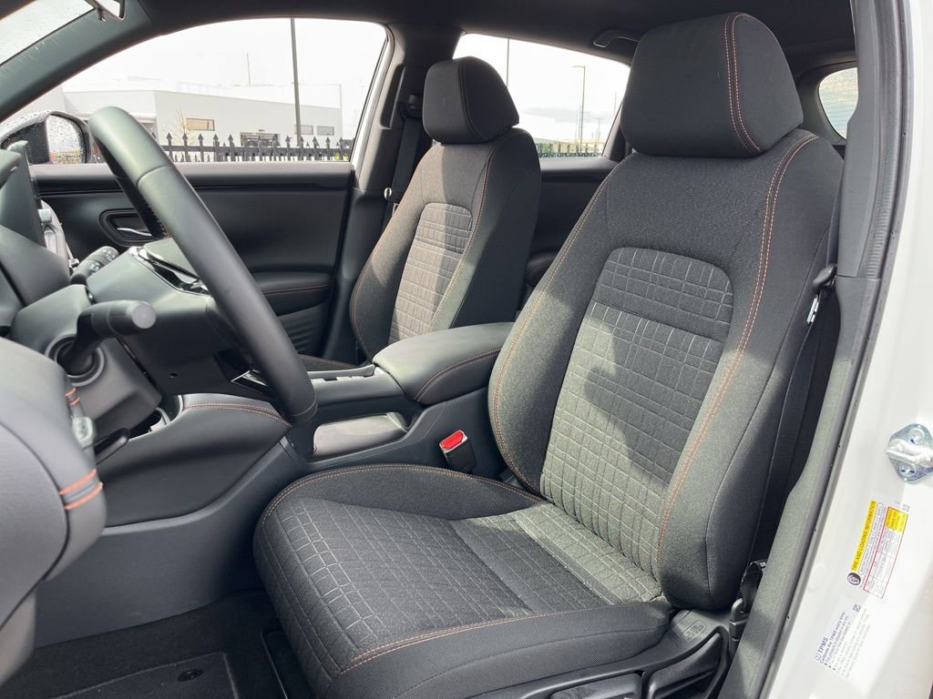Certified 2026 Honda HR-V Sport image 25