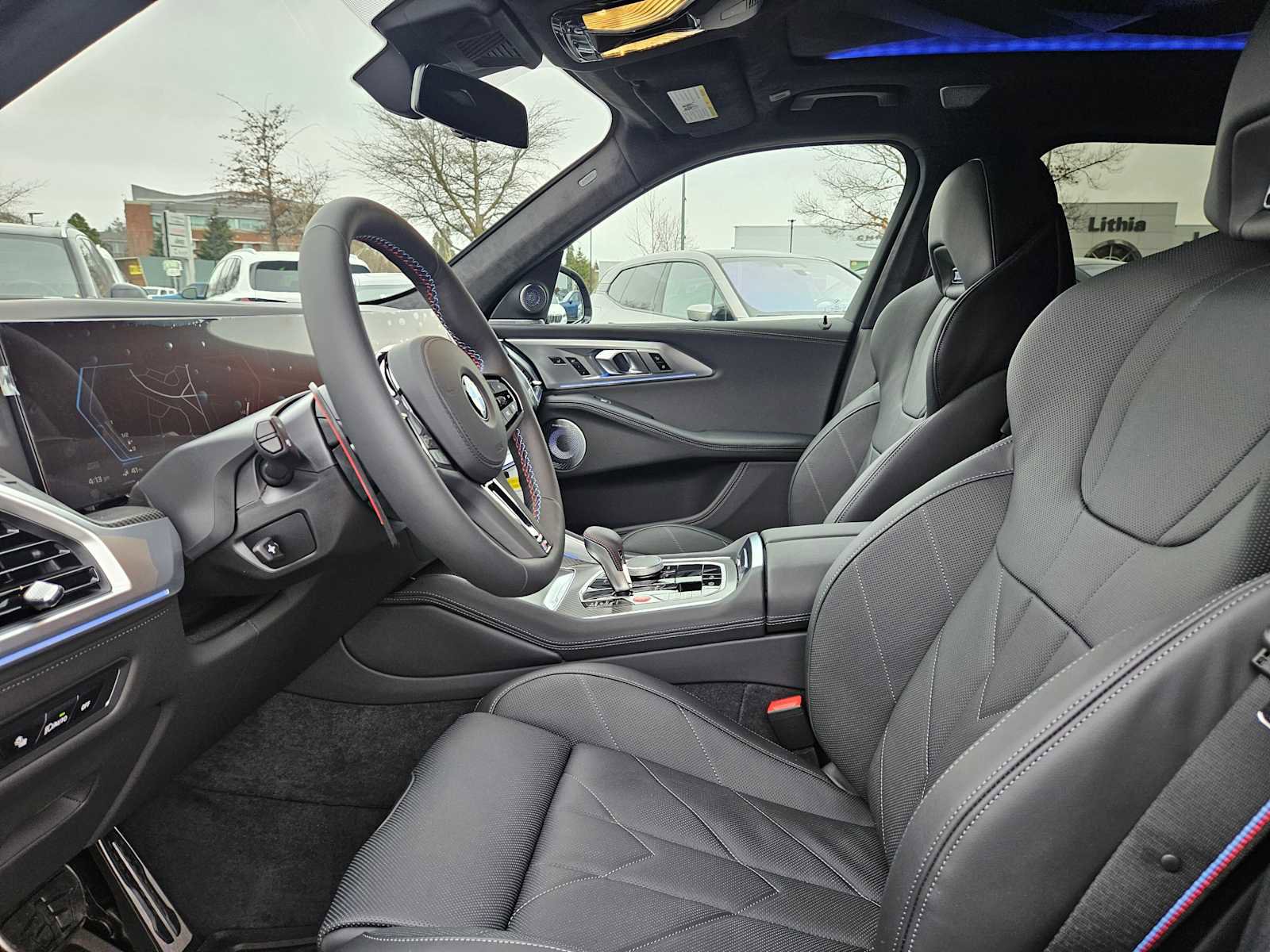 Used 2025 BMW XM image 24