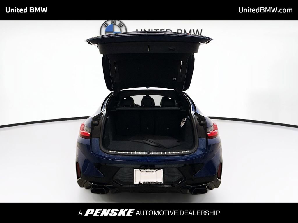 Used 2025 BMW X4 M40i w/ Premium Package image 14