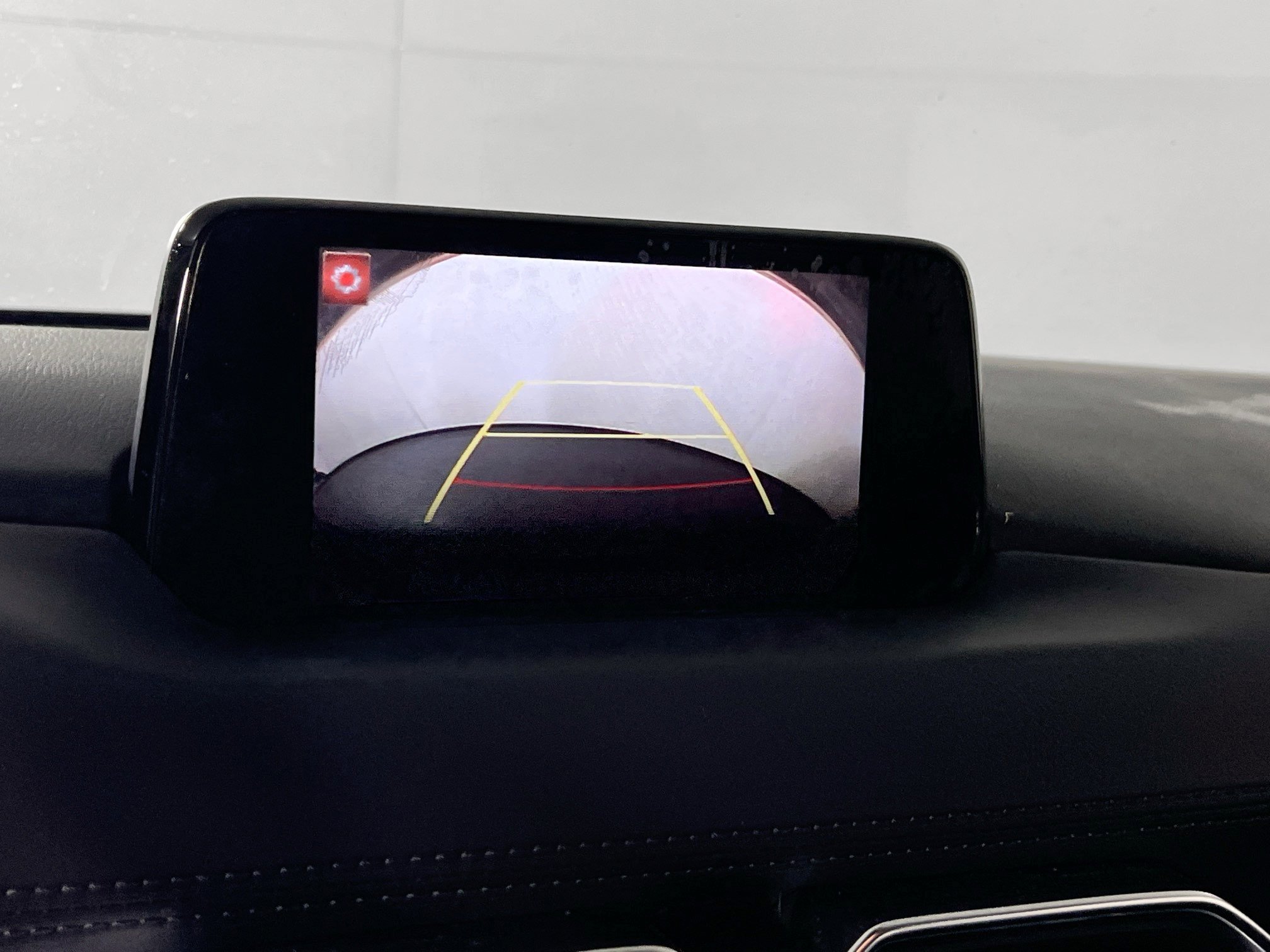 Used 2018 MAZDA CX-5 Touring w/ Preferred Equipment Package AWD/4WD image 13