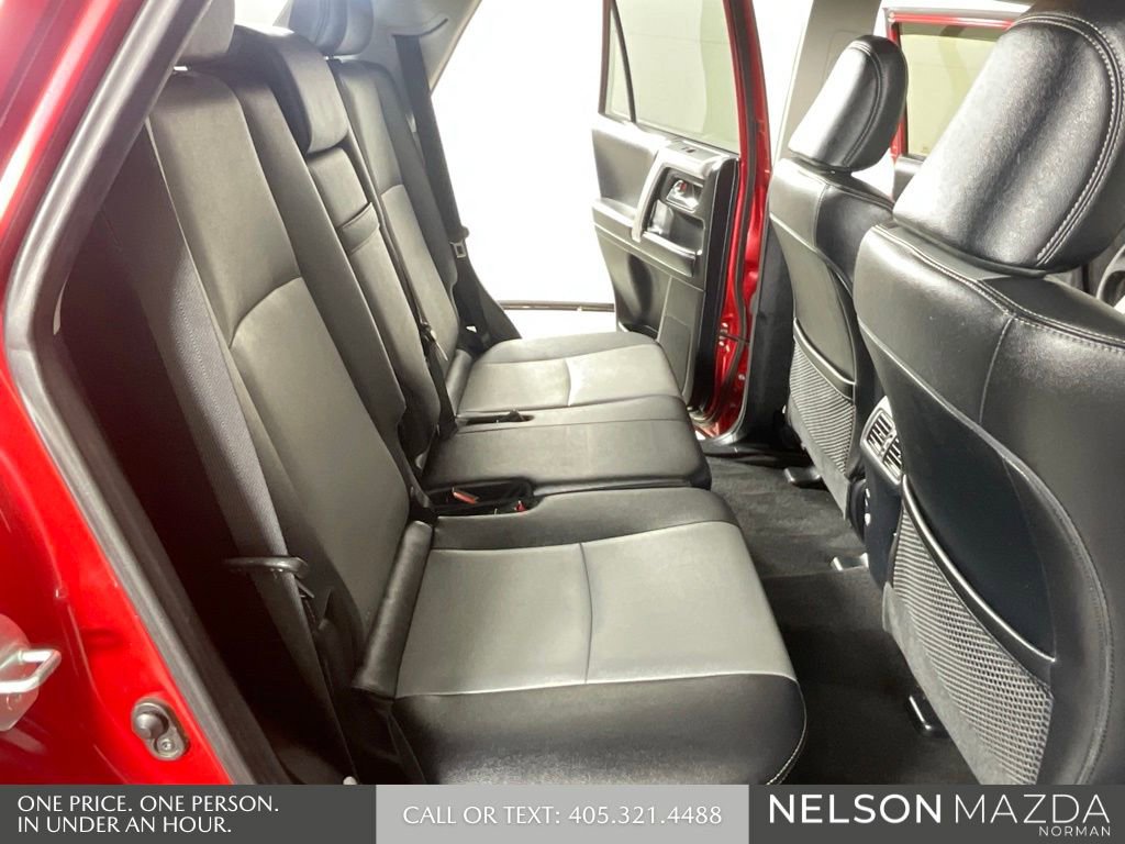 Used 2019 Toyota 4Runner SR5 Premium AWD/4WD image 28