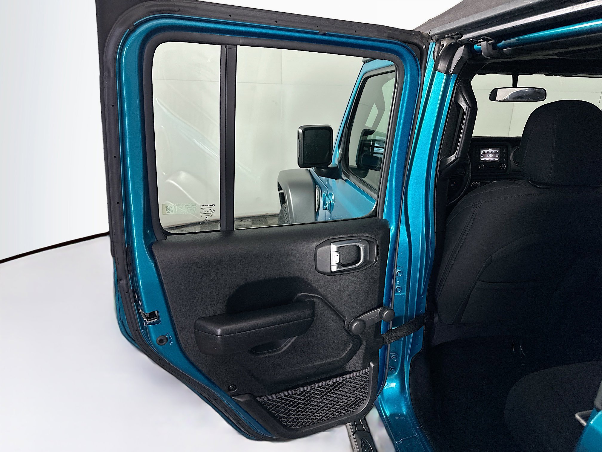 Used 2020 Jeep Wrangler Unlimited Sport image 24