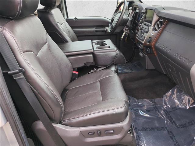 Used 2016 Ford F350 Lariat w/ Lariat Ultimate Package AWD/4WD image 19