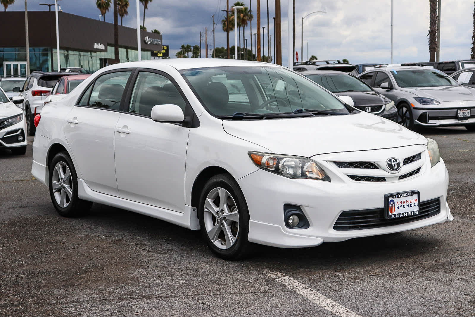 Used 2013 Toyota Corolla S FWD image 3