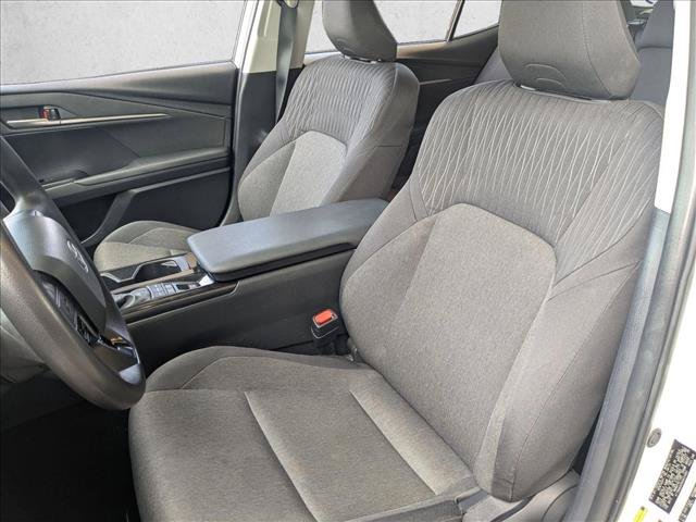 Used 2025 Toyota Camry LE FWD image 16