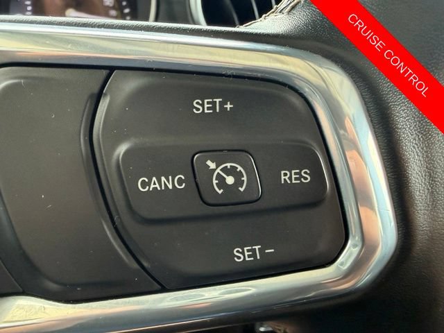 Used 2023 Jeep Wrangler Unlimited Sahara w/ Cold Weather Group AWD/4WD image 34