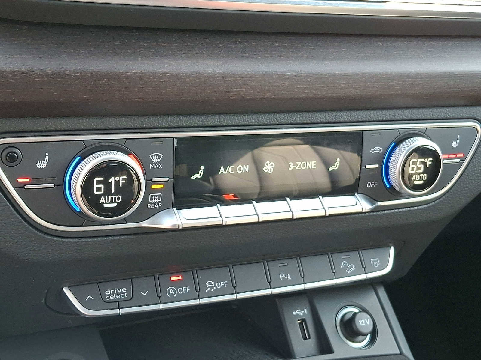 Used 2022 Audi Q5 2.0T Premium Plus w/ Premium Plus Package image 14