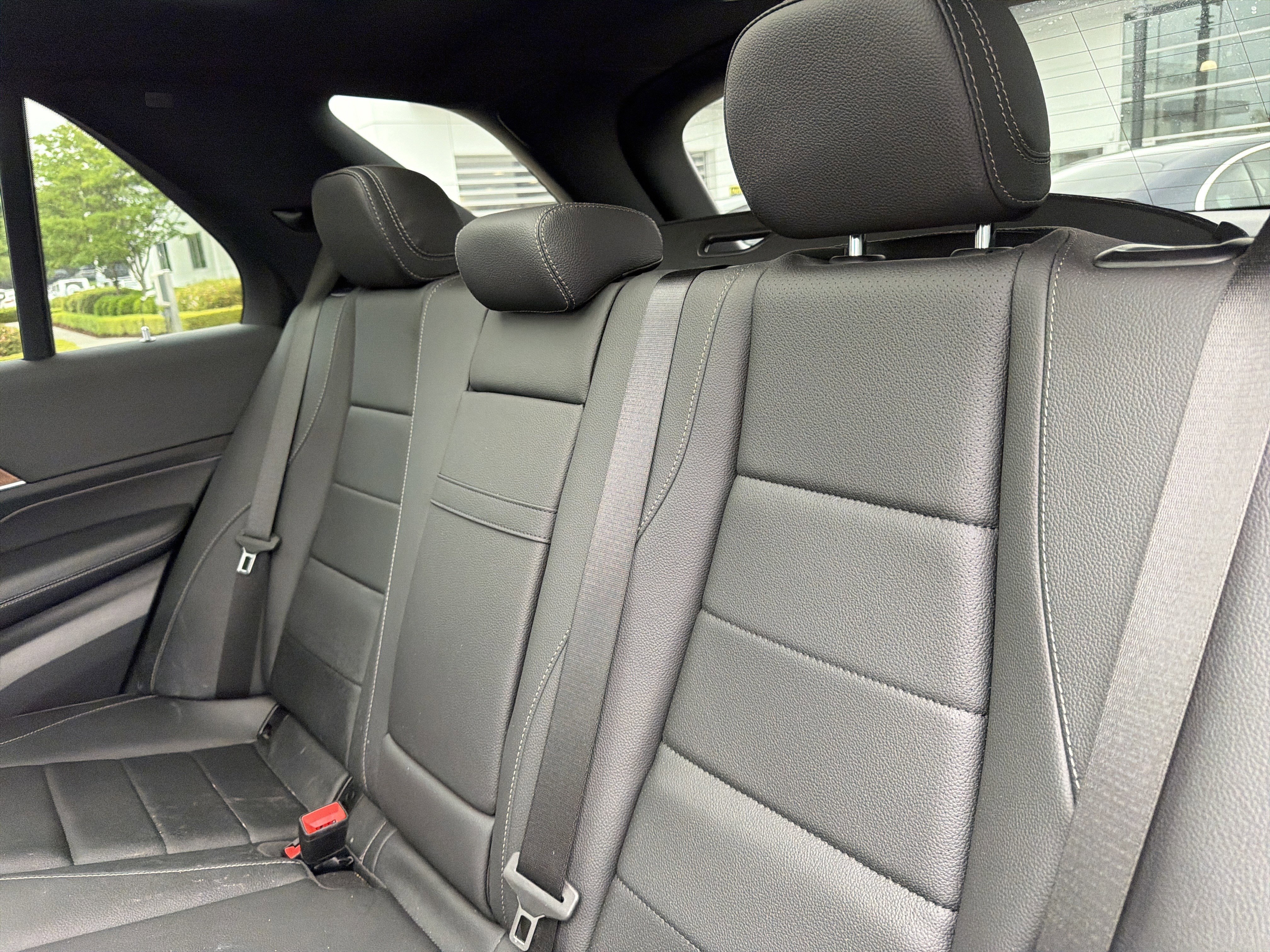 Used 2025 Mercedes-Benz GLE 350 4MATIC image 33