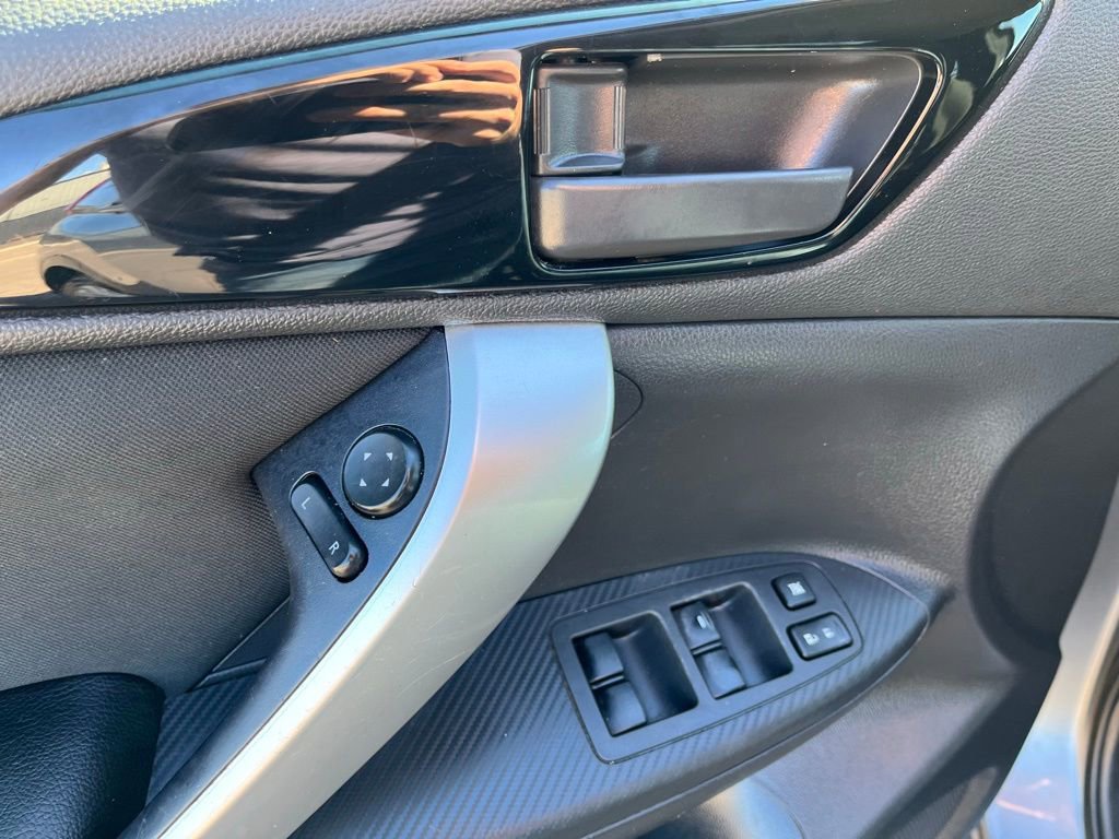 Used 2019 Mitsubishi Eclipse Cross ES image 24