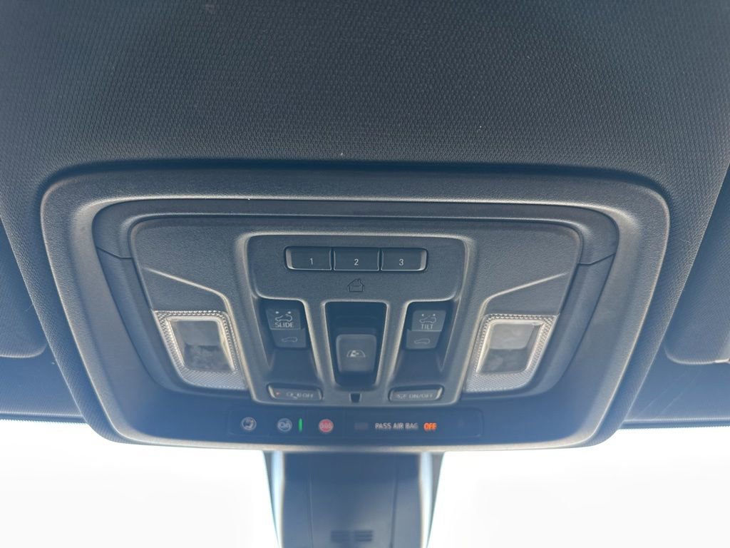 Certified 2021 GMC Sierra 1500 AT4 w/ AT4 Premium Package AWD/4WD image 8