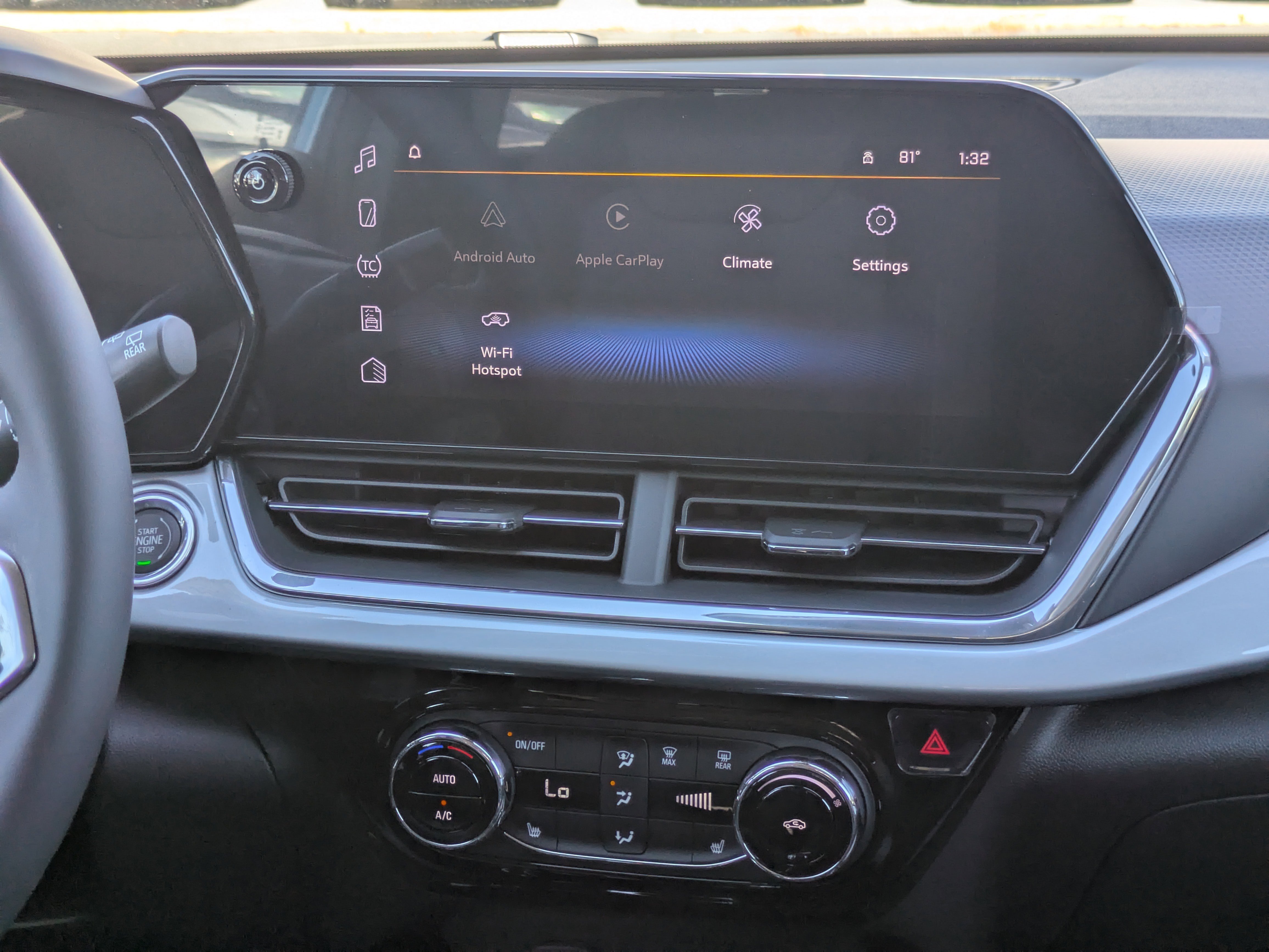 New 2026 Chevrolet Trax LT w/ Driver Confidence Package image 5